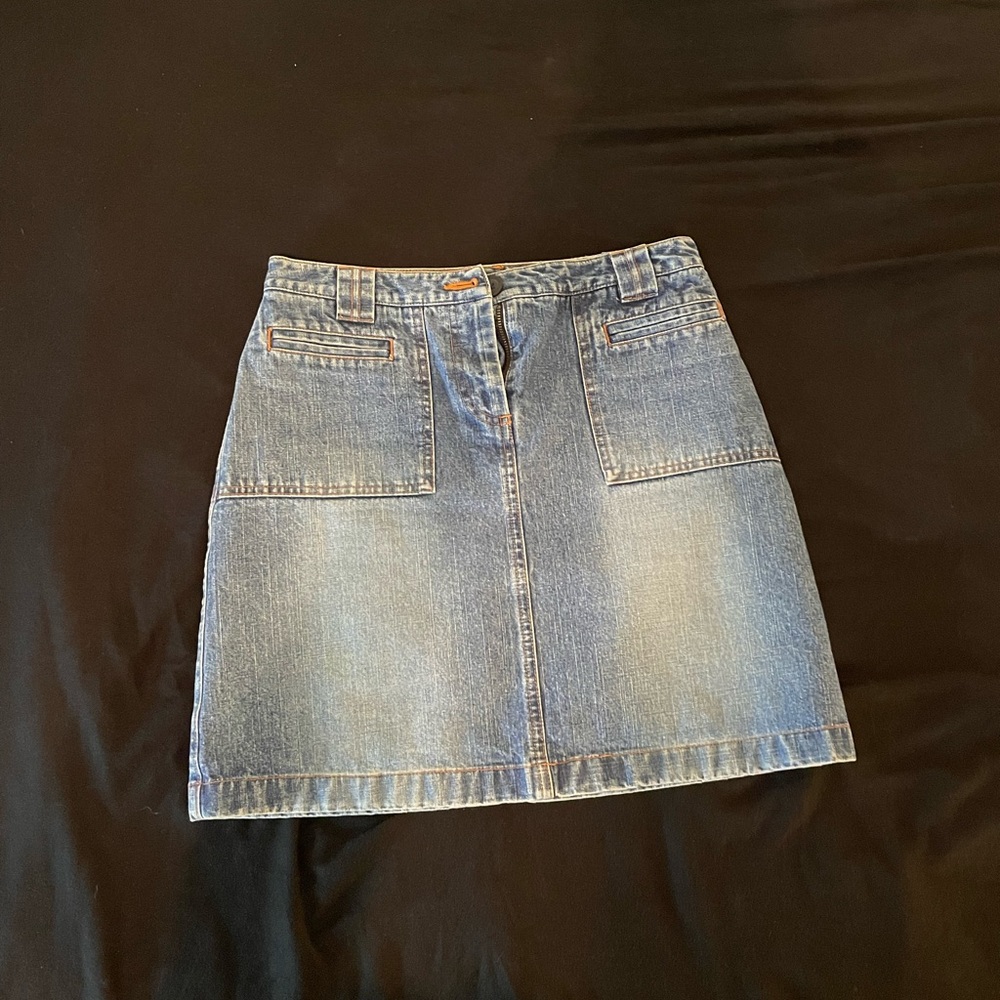 G.H. Bass & Co denim skirt sz 2